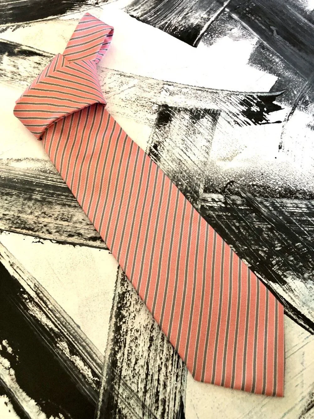 Vivaldi Men's Silk Tie Pink and Gray Diagonal Stripes